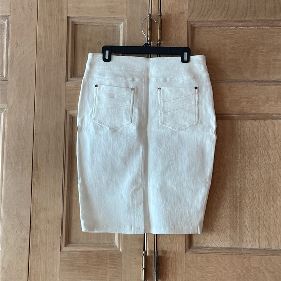 White Angvns denim pencil skirt, size L - Picture 4 of 10